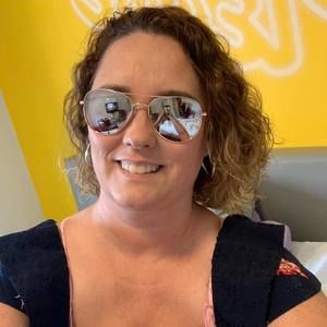 Meet your Posher, Pam